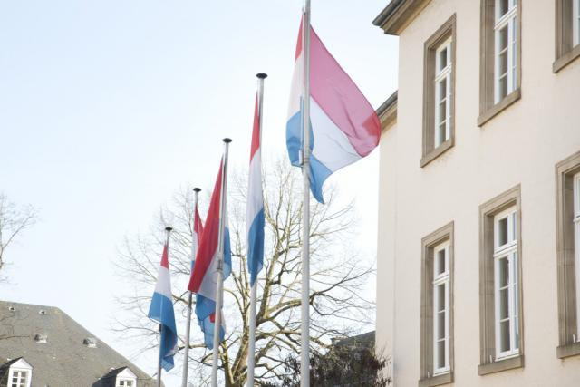 Informés en commission parlementaire, les députés de l’opposition estiment que le nouvel emprunt correspond à une «politique de l’arrosoir». (Photo: Maison Moderne /archives)