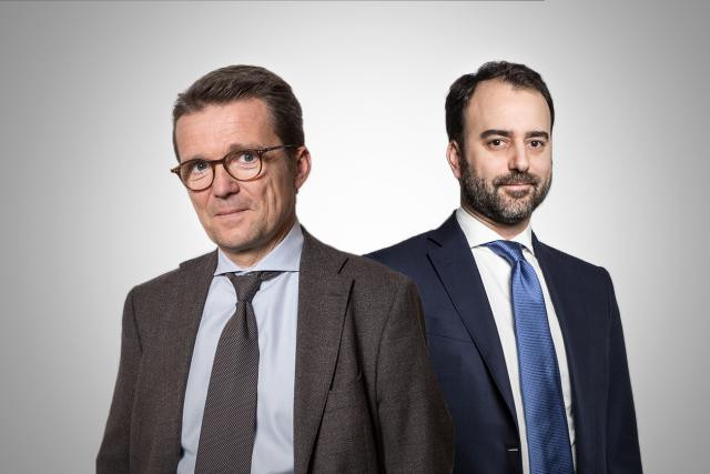 Philippe Depoorter (Banque de Luxembourg) et Hélie de Cornois (Degroof Petercam) évoquent l'étape cruciale de la transmission et la reprise d'entreprise. (Photos : Maison Moderne)