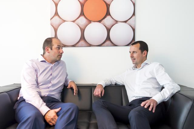 Manuel Mouget et Christophe Gaul resteront à la tête de l’activité d'Headstart, renommé Estera, à partir de septembre 2017, selon les informations publiées mardi. (Photo: Headstart)