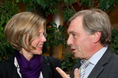 Jeannot Krecké avec Ariane Eberwein: «Laisser les entreprises utiliser ce qui est utilisable» (Photo:Charles Caratini)