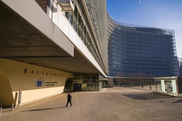 La proposition de la Commission européenne vise à intensifier le contrôle exercé autour des activités inédites de planification fiscale et de conseils fiscaux.  (Photo: Union européenne 2016 – Source EP)