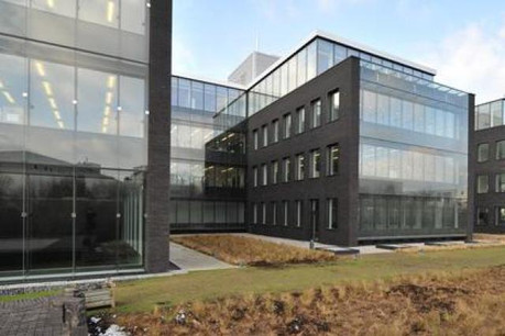 Ce nouveau bâtiment compte trois étages et dispose de 250 postes de travail. (Photo: Jan De Nul)