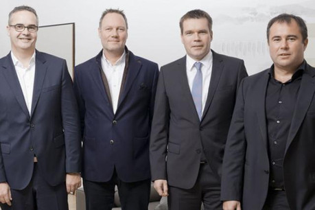 Les trois entrepreneurs fondateurs et Claude Strasser pour 50% misés par Post Luxembourg. (Photo: Join Experience)