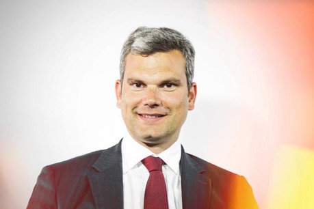 1_schmitz_degroof.jpg
