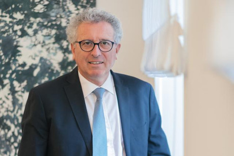 Outre l’absence de soutien français, la candidature de Pierre Gramegna se heurte au fait que le Luxembourg occupe déjà un poste important, avec Jean-Claude Juncker à la tête de la Commission. (Photo: Sébastien Goossens/archives)