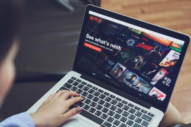 L’arrivée de Disney+ risque fortement de perturber les activités de Netflix. (Photo: Shutterstock)