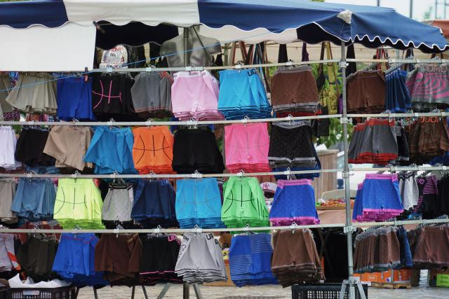 Les vêtements contrefaits vendus au Luxembourg représentent une perte de 44 millions d’euros. L’habillement est le secteur le plus touché. (Photo: Licence C. C.)