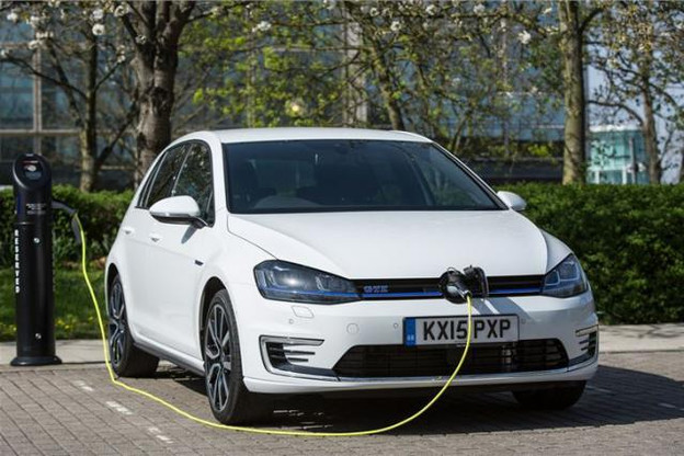 Pour rattraper leurs concurrents, les constructeurs allemands ont mis les bouchées doubles dans le développement de véhicules électriques. (Photo: Licence C.C.)