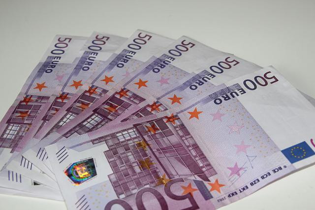 La BCE cessera l’émission de billets de 500 euros à partir de fin 2018 pour mieux lutter contre le crime organisé. (Photo: Licence C. C.)