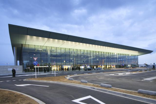 D'octobre 2013 à octobre 2014, le transport de passagers a progressé de 11,7% à l'aéroport de Luxembourg. (Photo: Étienne Delorme / archives)