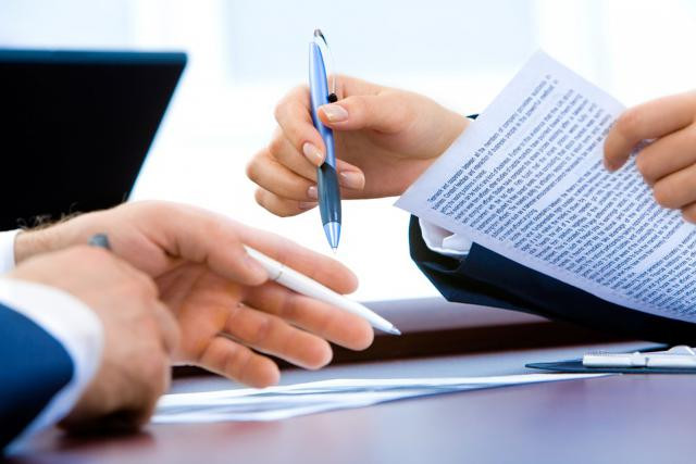 Au Luxembourg, les employés restent largement attachés à leur bureau. (Photo: Licence C.C.)