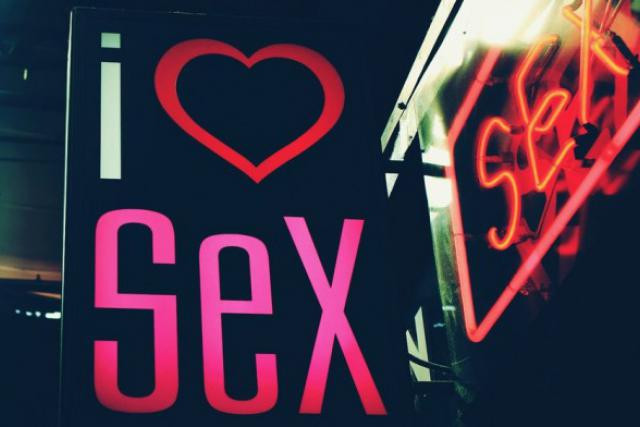 L’industrie du sexe n’a plus forcément pignon sur rue et s’installe, sans crier gare, dans les quartiers d’affaires. (Photo: Chu Dung)