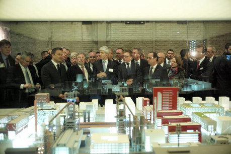 La visite officielle de François Hollande en mars 2015 était une première pour un président de la République depuis 25 ans. Une négligence qui ne devrait plus se reproduire, selon Le Figaro. (Photo: Christophe Olinger/archives)