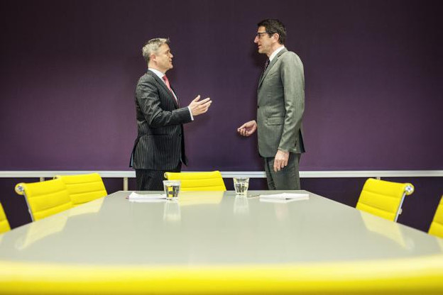 Georges Wolff et Pieter Coopmans vont conserver leurs positions respectives de managing partner de NN Investment Partners et CEO de NN Life au Luxembourg. (Photo: Mike Zenari)