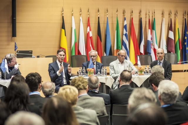 Fin avril, le commissaire Katainen est venu présenter le plan Juncker aux autorités et entrepreneurs luxembourgeois. (Photo: Mike Zenari / archives)