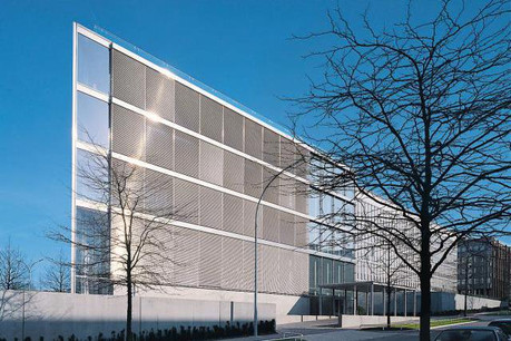 La fermeture de la banque, installée rue Jean Monnet, d’ici au 31 décembre 2018 a mené à la mise en place d’un plan social qualifié de «novateur» en raison de sa technicité juridique. (Photo: Maison Moderne/archives)