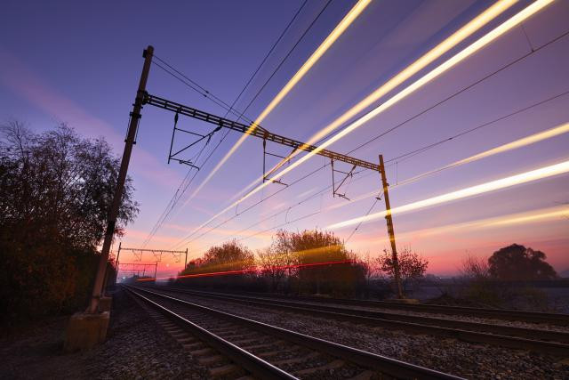 La SNCF, par le biais de l’opérateur Orange, s’est engagée à fournir une connexion internet 5G aux passagers circulant à bord des TGV. (Photo: Fotolia)