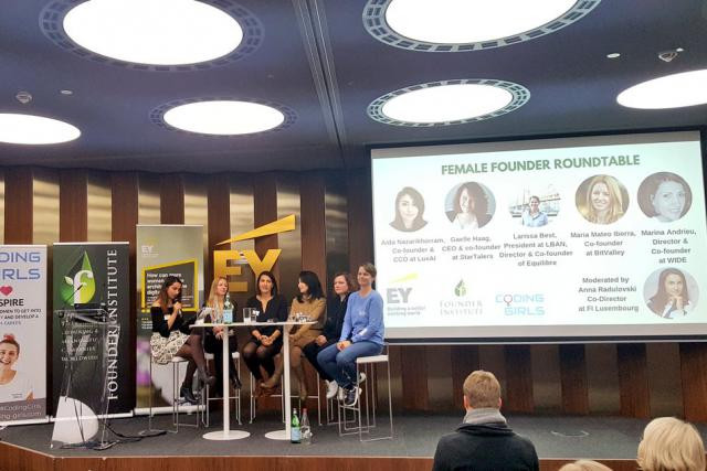 «Pour encourager les femmes à se lancer dans l’entrepreneuriat, la clé est l’éducation», a notamment expliqué Marina Andrieu (au centre) lors de la table ronde. (Photo: @EY_Luxembourg/Twitter)