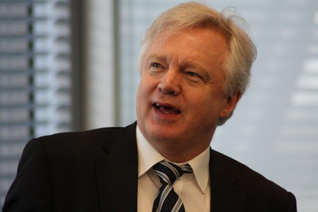 «La moindre erreur peut coûter aux contribuables (britanniques, ndlr) des milliards de livres», a expliqué David Davis, le ministre britannique en charge du Brexit. (Photo: Licence C. C.)