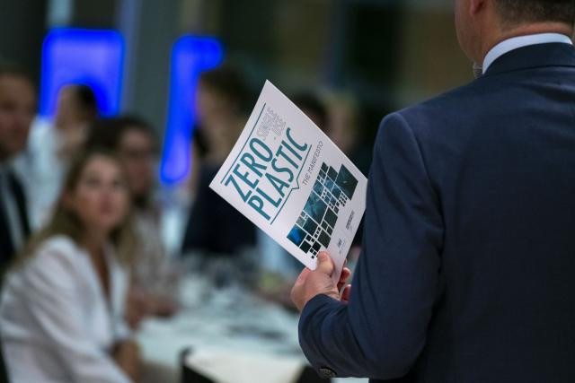 IMS Luxembourg a appelé les dirigeants de son réseau à signer un manifeste, en partenariat avec le ministère du Développement durable et des Infrastructures. (Photo: IMS Luxembourg)