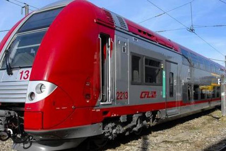 Le contrat porte sur l’équipement de 19 locomotives et 22 automotrices deux niveaux. (Photo: Alstom)