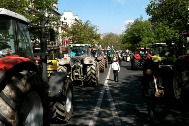 L'accord trouvé à Bruxelles lundi s'est fait sous la pression des agriculteurs, présents en force dans les rues de Bruxelles. (Photo: Licence C.C.)