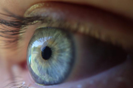 Twitter et EyeSee Research se basent sur des technologies comportementales capables de traquer les mouvements oculaires des consommateurs. (Photo: Licence C.C.)