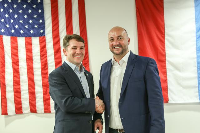 Grâce à un investissement de 25 millions d'euros, l'État luxembourgeois devient le deuxième actionnaire de Planetary Resources. (Photo: ministère de l'Economie)