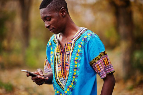 Le rapport «Fintech for Financial Inclusion» propose une feuille de route visant à tirer profit au maximum des nouvelles technologies pour soutenir l’accès à des services financiers dans les pays en développement. (Photo: Shutterstock)