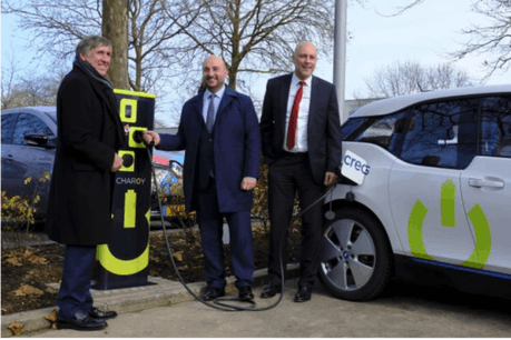 Les premières bornes inaugurées fin 2016 par le ministre en charge des Transports, François Bausch (Déi Gréng), et le ministre de l’Économie, Étienne Schneider (LSAP), étaient entrées en service à la mi-2017. (Photo: MDDI / archives)