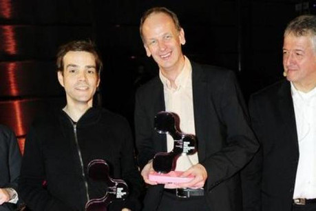 Les lauréats Charles Nilles et Claude Muller (Comed) avec Eric Hiéronimus (INDR, membre du jury) et Roger Wagner (Faber). (Photo: David Laurent/Wide)