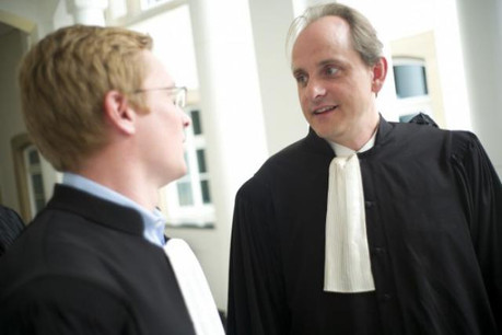 Les avocats de Maison Moderne, Marc Kohnen et Pierre Hurt, s'opposent à la radiation de l'affaire. (Photo: Christophe Olinger)