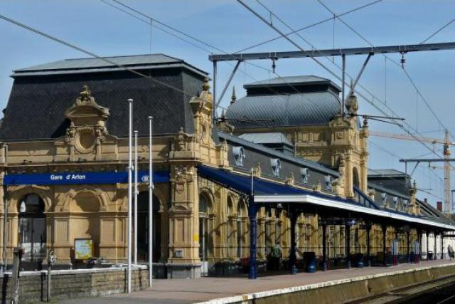 Pour rallier Arlon au départ de Luxembourg, partir avant 22 h. (Photo : rail-picture)