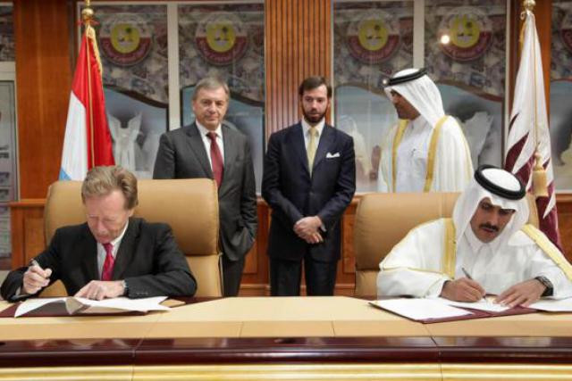 Parmi d’autres effets des relations bilatérales, la BCL et son homologue du Qatar signaient un protocole d’accord, fin 2011.. (Photo : SIP / Luc Deflorenne (archives))