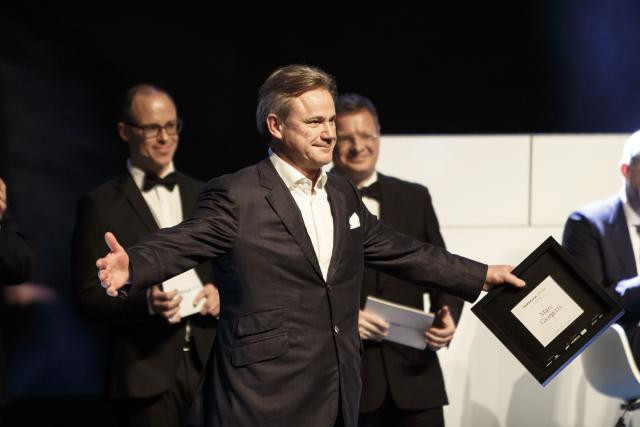 Mardi soir, Marc Giorgetti a reçu, ému, le titre de décideur économique le plus influent au Luxembourg. (Photo: Maison Moderne)