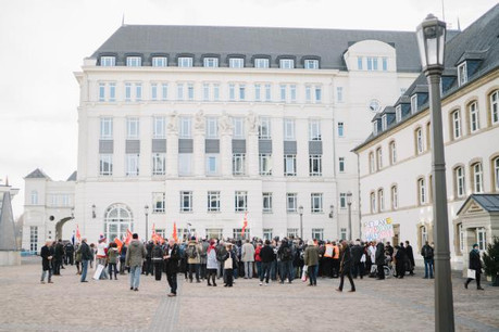 Une centaine de soutiens avaient fait le déplacement depuis Paris ou la Lorraine. (Photo: Marion Dessard)