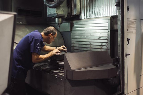 «Nous ne pouvons pas dire que nous avons une usine 4.0, mais nous en suivons les principes», explique Yannick Malvaux, le CEO de Morganite Luxembourg. (Photo: Sébastien Goossens)