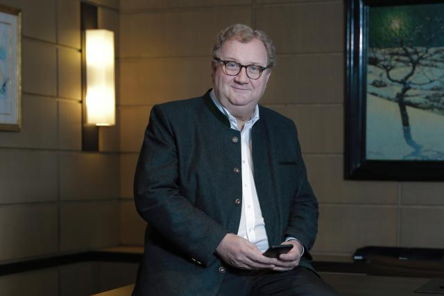 French to english image