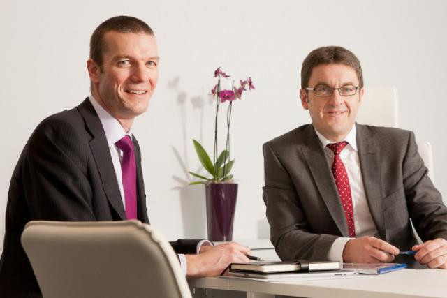 Paul Lawrence et Michel Thill dirigent le bureau luxembourgeois d’Ogier Fiduciary Services. (Photo : Ogier)