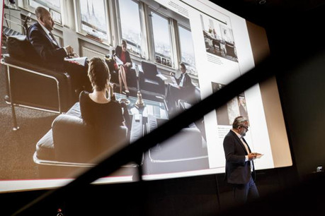 Le fondateur et actuel CEO de Maison Moderne, Mike Koedinger, a présenté les nouveautés de la rentrée 2017 de Paperjam. (Photo: Maison Moderne)