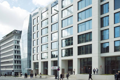 Le contrat de location de l’immeuble a été signé en juin 2016 entre la banque et le propriétaire, le Fonds de Compensation. (Photo: Sébastien Goossens)