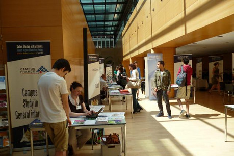 Un salon qui favorise les échanges entre étudiants et entreprises. (Photo: Salon Études et Carrières)