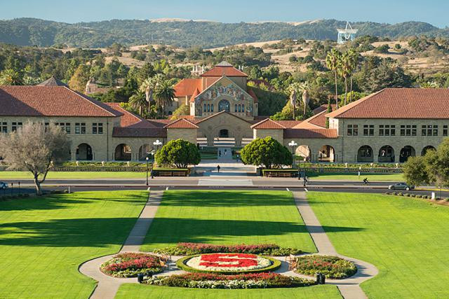 L'université de Stanford, réputée pour ses facultés de droit et de médecine notamment, sera représentée le 5 octobre parmi les 24 établissements américains prêts à diversifier leurs promotions. (Photo: Stanford University)