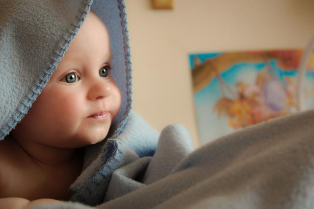 Le nombre de jours accordés à un père pour la naissance de son enfant varie suivant qu’il soit salarié du secteur privé ou fonctionnaire. (Photo: Licence CC / Pixabay)