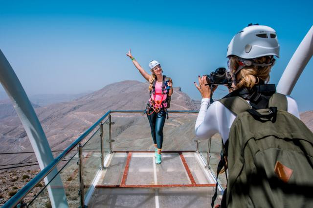 Ras Al Khaimah a l’ambition de devenir une destination incontournable au niveau mondial pour les voyages de tourisme et d’affaires. Sa tyrolienne est l’une des ses attractions phares. (Photo: RAKTDA)