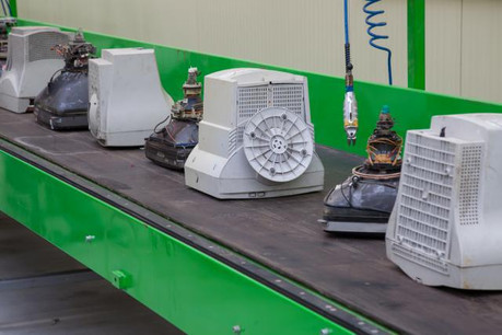 Très polluants, il existe désormais diverses solutions pour recycler toutes sortes de déchets électriques et électroniques. (Photo: VILevi)