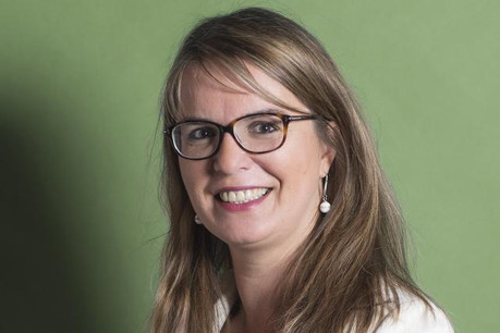Patricia Bettembourg (photo), Fabrice Encelle, Nicolas Hurlin et Édouard Housez parlent des RH 2.0 dans le dossier RH & Formation de l'édition de juillet/août de Paperjam2. (Photo: Luc Deflorenne)