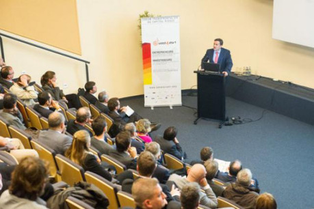 Xavier Bettel s’est associé au lancement de Seed4Start en évoquant l’idée d’une structure pour accueillir les start-up en ville. (Photo : Charles Caratini )