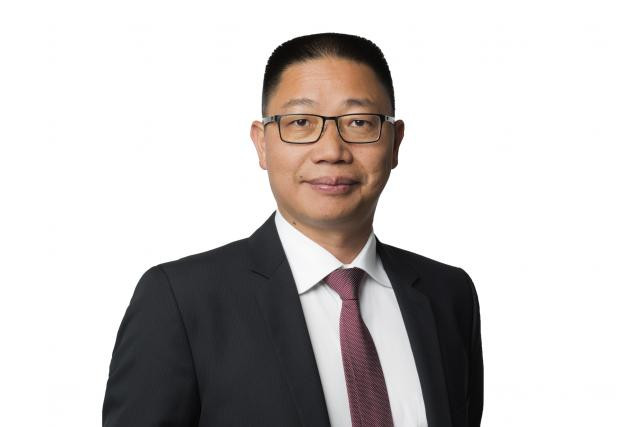 Le rôle du Dr Shaohui Zhang sera d’étendre l’activité de conseil aux grandes sociétés chinoises lors de leurs investissements en Europe. (Photo: Dentons)
