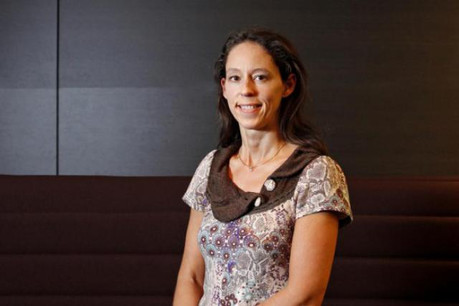 Anne-Isabelle Gilliard: Ma double compétence, en droit et en psychologie, m'aide beaucoup dans les relations avec les syndicats. (Photo: Olivier Minaire)